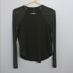 Lululemon top